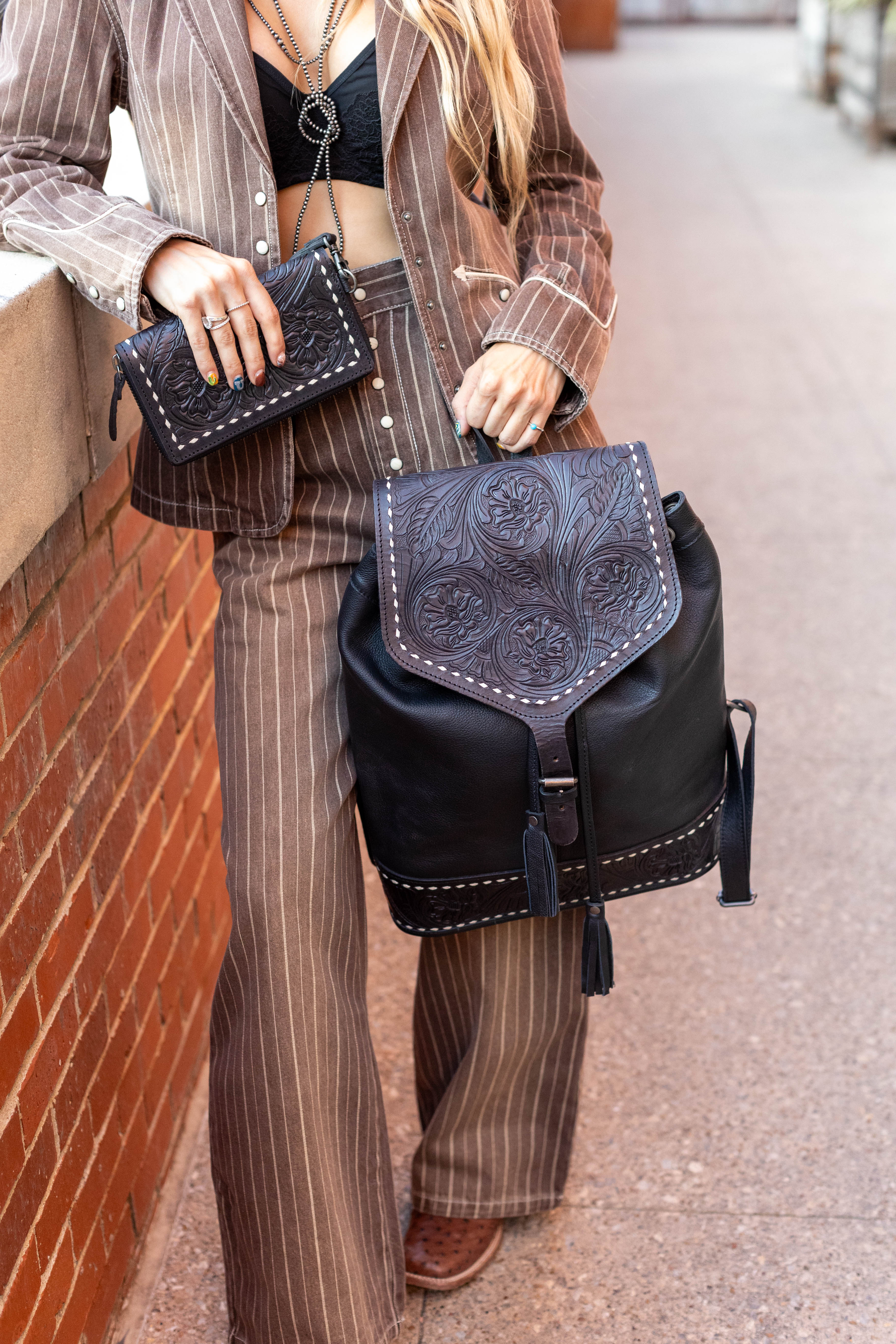 We have a great selection of wallets that include our crossbody wallet, our wristlet wallet and our credit card coin purses.
