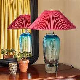 Horatio table lamp in blue