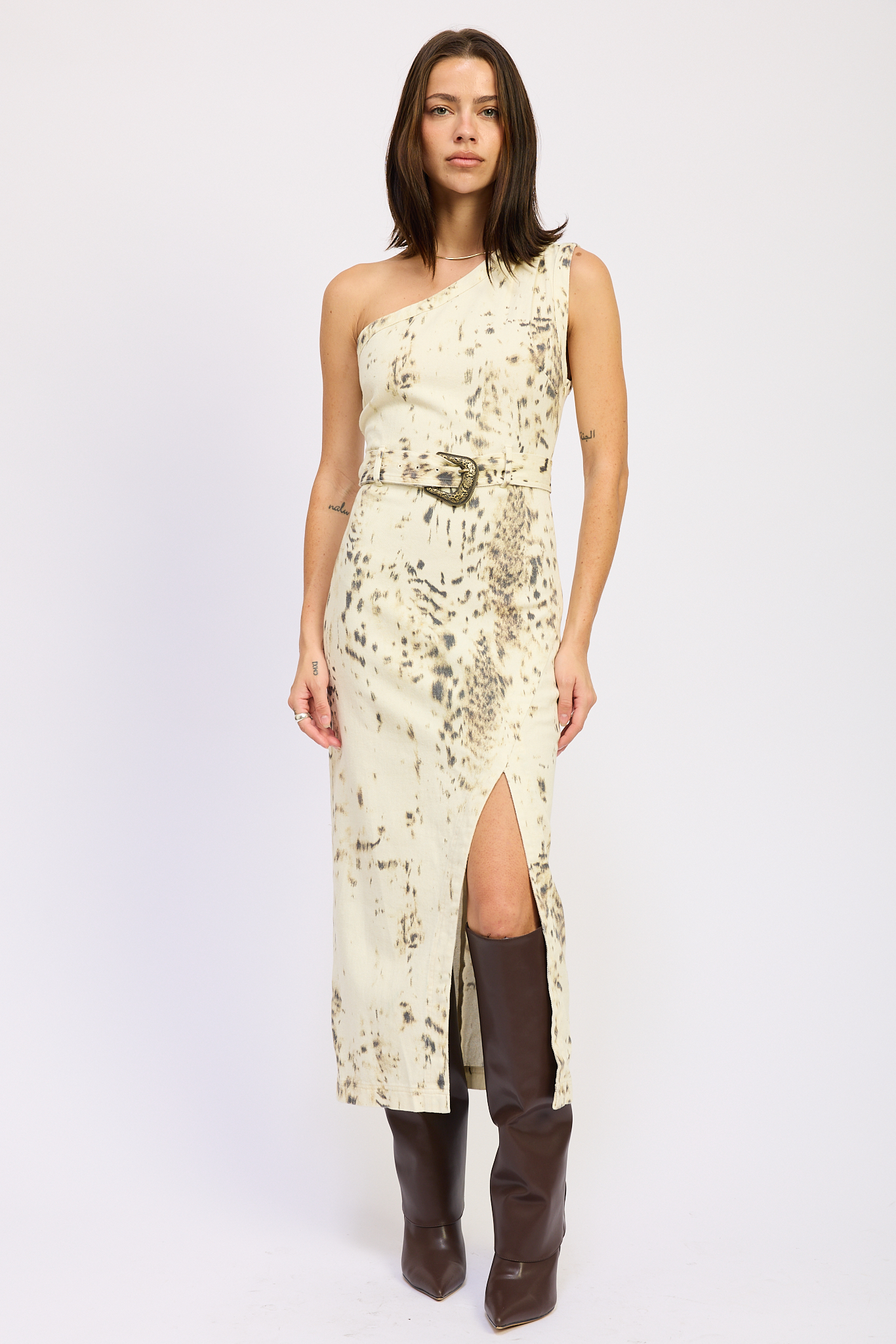 ONE SHOULDER DENIM DRESS WITH WESTERN BUCKLE