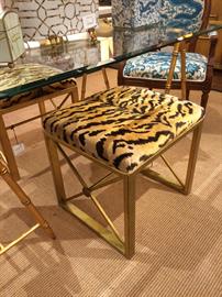 Medallion Bench